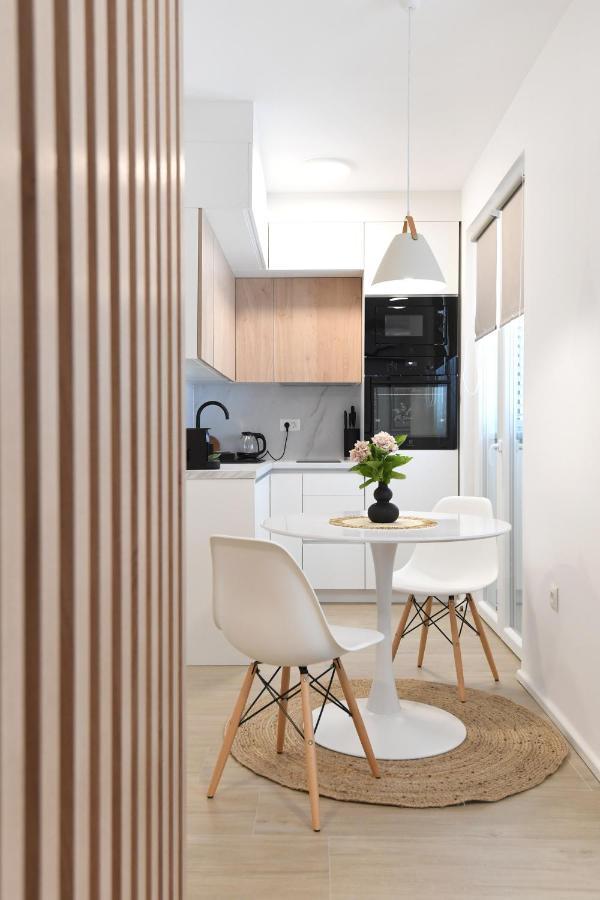 Consul Apartment - Zadar City Center Buitenkant foto